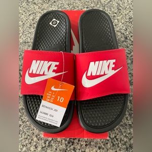 Nike Men’s Sandals (Benassi Jodi) Size 10